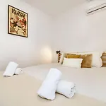 Guestready - Light And Music In Downtown